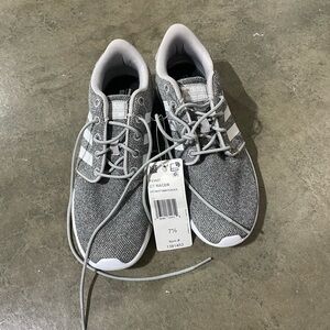Adidas NWT size 7.5 sneakers
